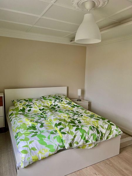 Schöne helle 2,5 Zimmer Wohnung